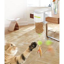 ZOOSHOP.ONLINE - Tiešsaistes Mājdzīvnieku Veikals - Interaktīva kaķu rotaļlieta našķiem, piestiprinās pie galda malas